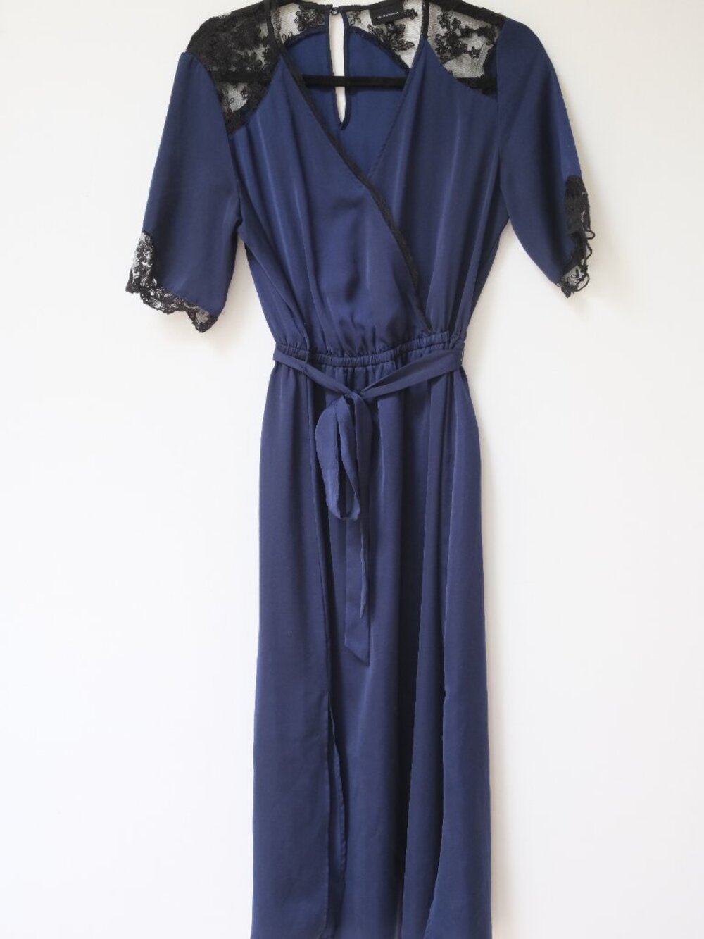 Who What Wear Navy Midi length wrap dress sz S